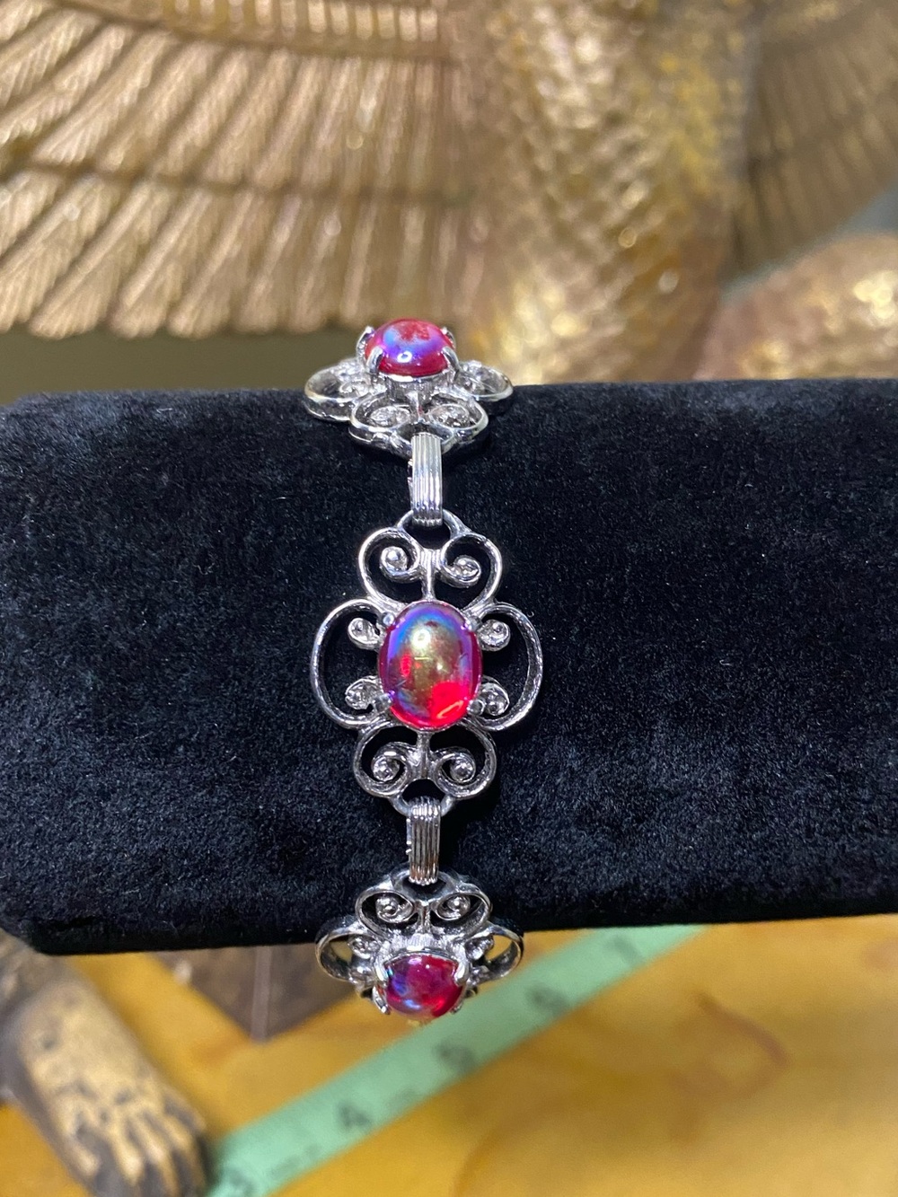 Vintage EMMONS Bracelet with Iridescent Pink-Red Cabochons